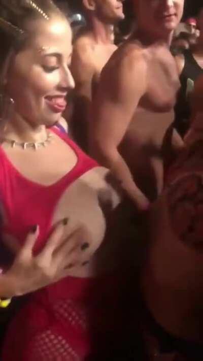 Wasn't that type party. They gave no fucks