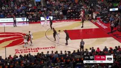 [Highlight] Markkanen gets the inbounds steal and Clarkson hits the dagger 3 as the Jazz comeback from a 17 point deficit