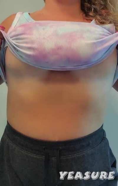 Happy Friday you titty droppin lovin fools 😘 [OC]