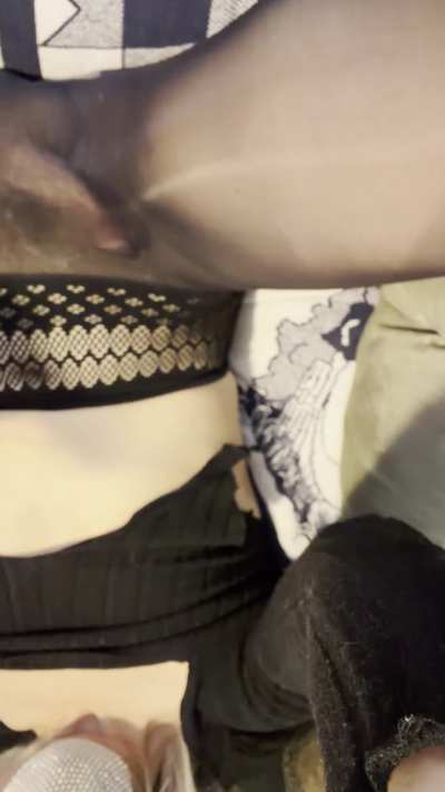 I love the feel of sissy juice on pantyhose ❤️