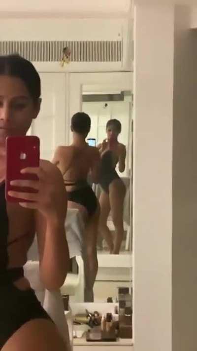 Showing off those curves