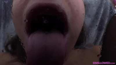 Violet Starr and Izzy Lush clean the lens with their spit and tongues
