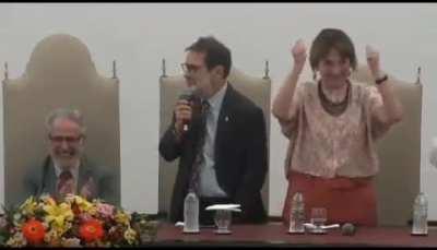 Reitor da UFBA dÃ¡ aula sobre o prefixo 