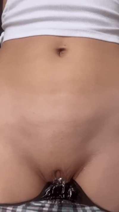 Drop a heart if you eat my pussy