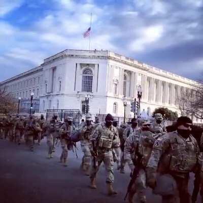 Algo vai acontecer ou não amanhã