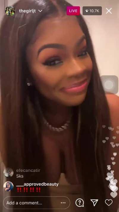 JT’s tits look amazing