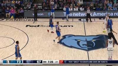 [Highlight] Full clip of Dillon Brooks' 18th technical