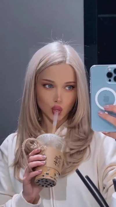 Mariyan Pashaeva (@marii212121)