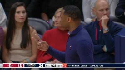 [Highlight] Herbert Jones stops a Kevin Porter Jr. dunk attempt but gets called for a foul and gets T'd up. Willie Green challenges but the call on the floor stands.