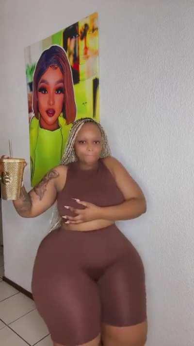 r/africancurves Lounge