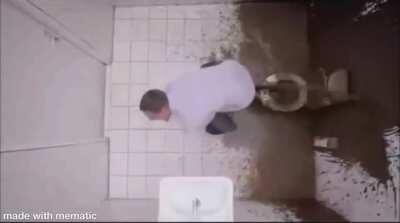 This is crazy (nsfw) (also a repost because I didn’t know how videos worked)