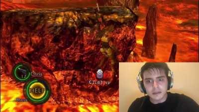 Playing as Chris vs Playing as Sheva: