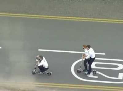 Wolff and Allison racing each other