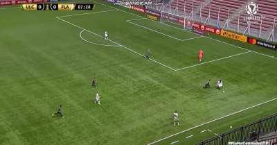 Vai acordar cedo amanhã pra trabalhar por um salário ruim? Este é Bruno Viana que recebe R$ 350mil por mês