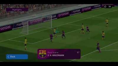Griezmann trying to prove why I should be choosing him over Maradonna. Matchday with Barcelona squad save for Suarez.