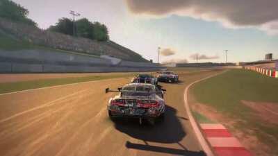 Pretty proud of this move I pulled off in the iRacing Le Mans Series (1hr / 31 laps of Suzuka)