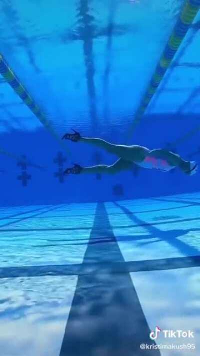 360 walk under water