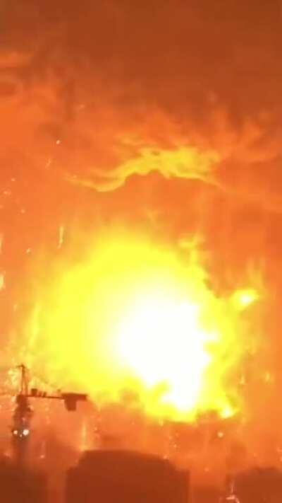 A man records the massive 2015 Tianjin, China explosions in a somewhat close view.