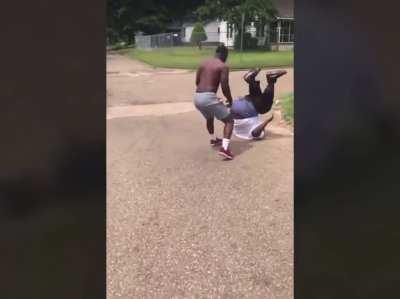 I’m convinced that abusers are delusional. Why would you hit this man’s mom? Especially if you’re this guy. He got off easy too. Most people would even excuse a soccer kick here I think.