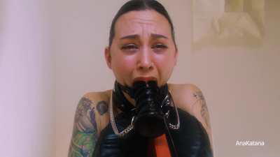 I don't just want to be a girl, I want to be AnaKatana