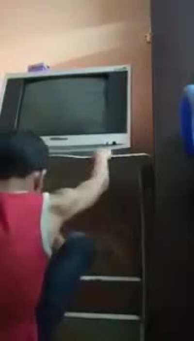 [Slaps table] This bad boy is hella stable.