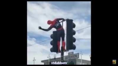 Everyone after the spider man skin comes out (VOLUME WARNING)