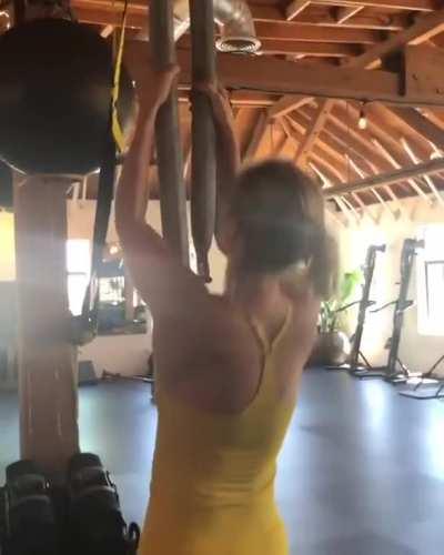 Brie Larson’s Avenger Workout