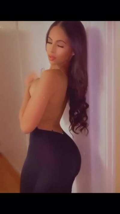 yasminadelina - Video #9345