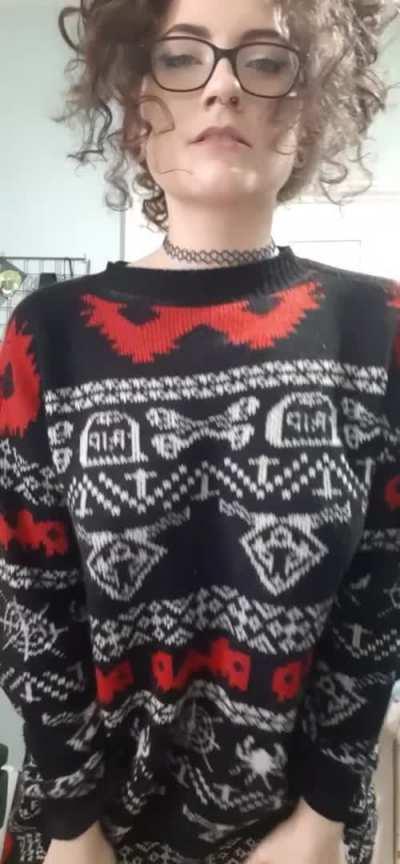 First titty drop of the year 🥰