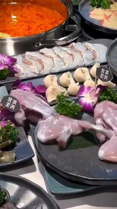 It's still alive~ O_O