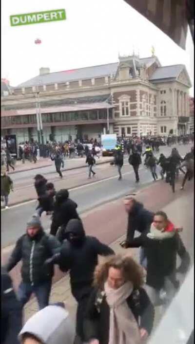 This Is How Some Dutchies React On A Curfew 🕘...