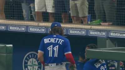 [Highlight] [SEA-TOR] Blue Jays bullpen bullpenned, Walk, Walk, Infield Hit, Walk with two outs and no one on to end the game.