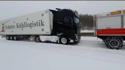 Unimog. Wenn nix mehr geht, Unimog geht.