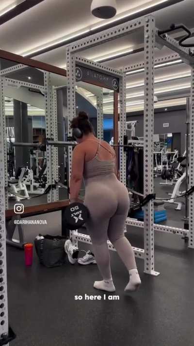 Fat juicy ass