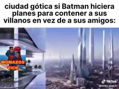 Si batman olvidara su fetiche de vigilante y empezara a hace el bien como BRUCE WANE