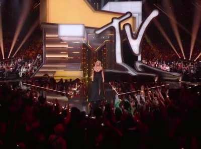 Bebe looking so damn soft and thick these days