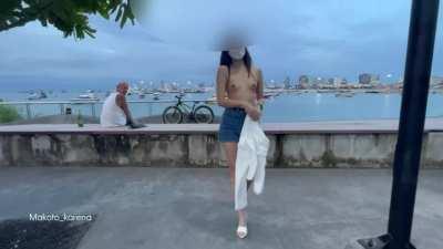 Makoto look hot than sea view 😘 [GIF]