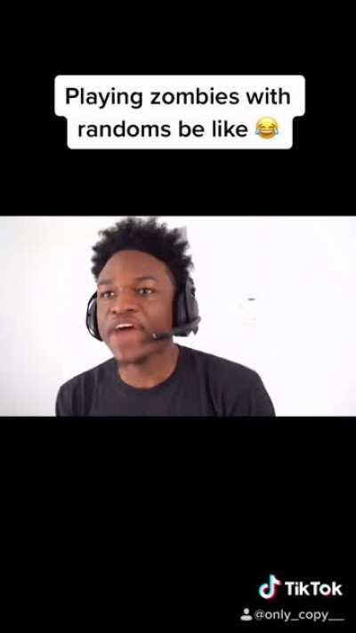 Playing public zombies in a nutshell 😂