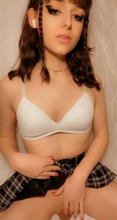 wanna see it bounce while I ride you? 😌