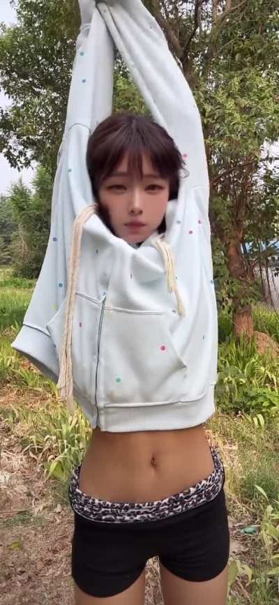 Chinese stretching 🙌 🙆‍♀️