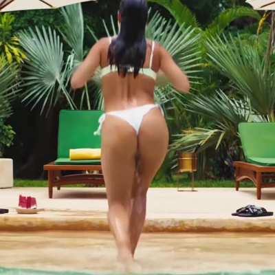 Adria Arjona's incredible ass