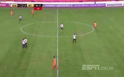 Aquecimento pré greNAL - Zé Gabriel Best plays & Skills - The New Varane