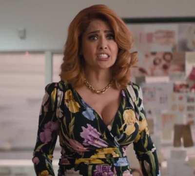 Salma Hayek busty cleavage in 