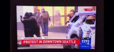 Kid loots assault rifle from cop car