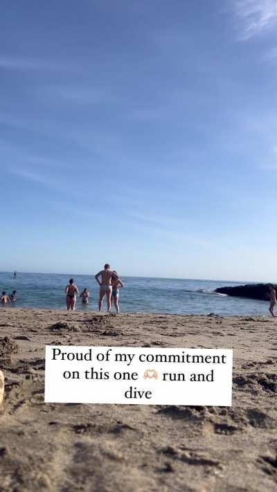 Willow Shields running in a thong