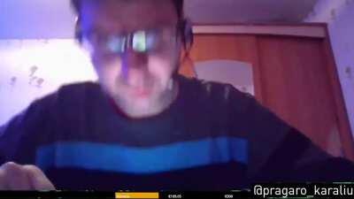 Kai neklausai per pamoka ir tave pakviečia atsakyti užduoties