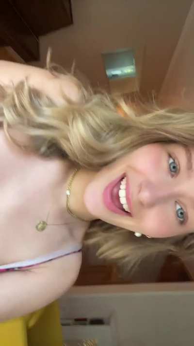 Wie sie extra runter filmt