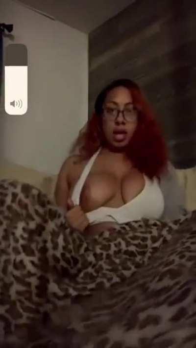 Anyone got the live last night I fell asleep and couldn’t find the page ( found this lookin 4 demon live )