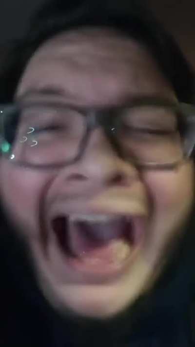 Stop posting about freedom motif!