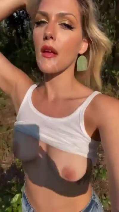 You’ve been visited by the cum fairy 🧚🏻‍♀️ you now have permission to bust that nut 💦